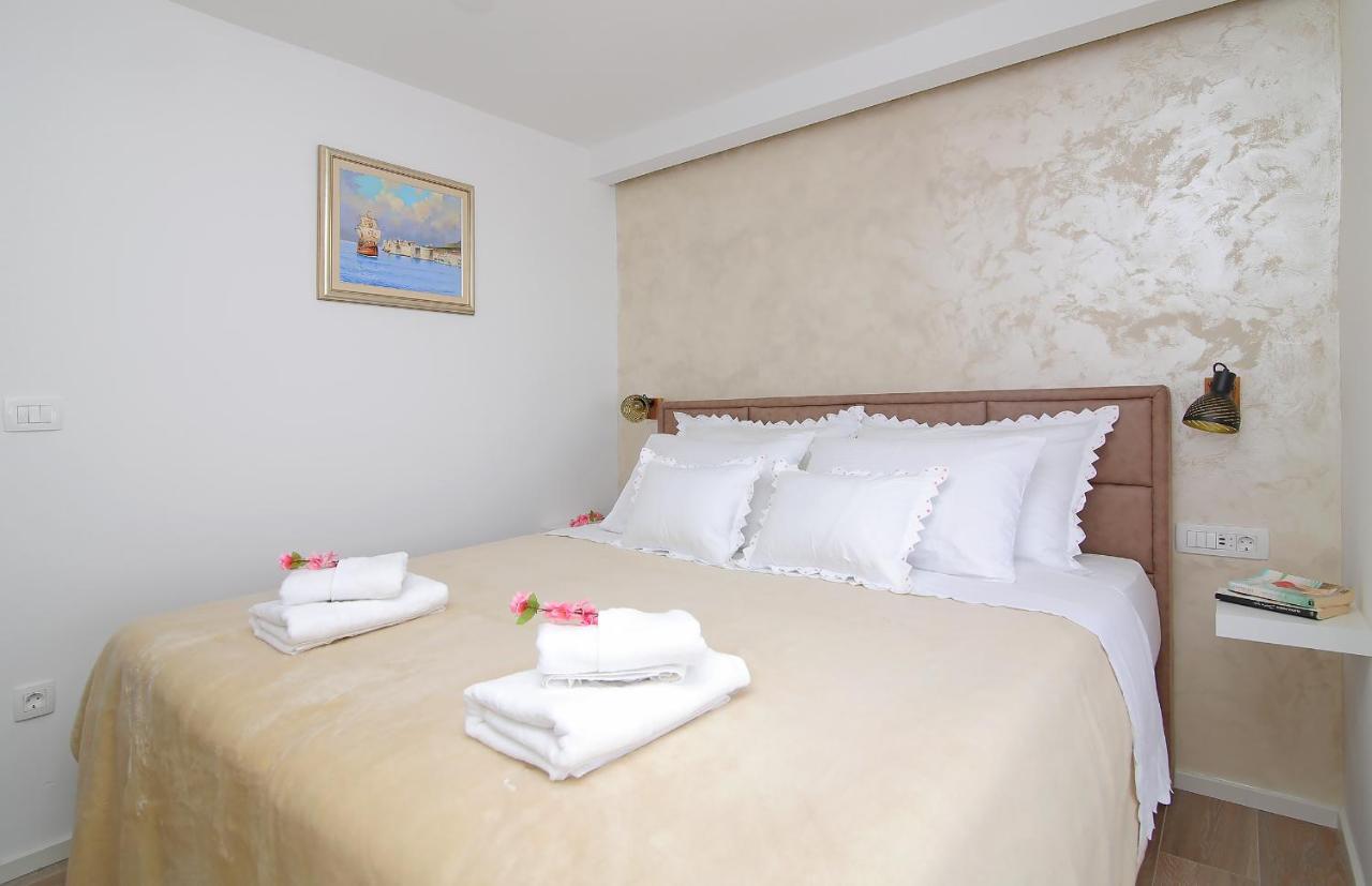 Blue Cliff Apartment Дубровник Екстер'єр фото